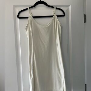 Women’s tennis dress size medium